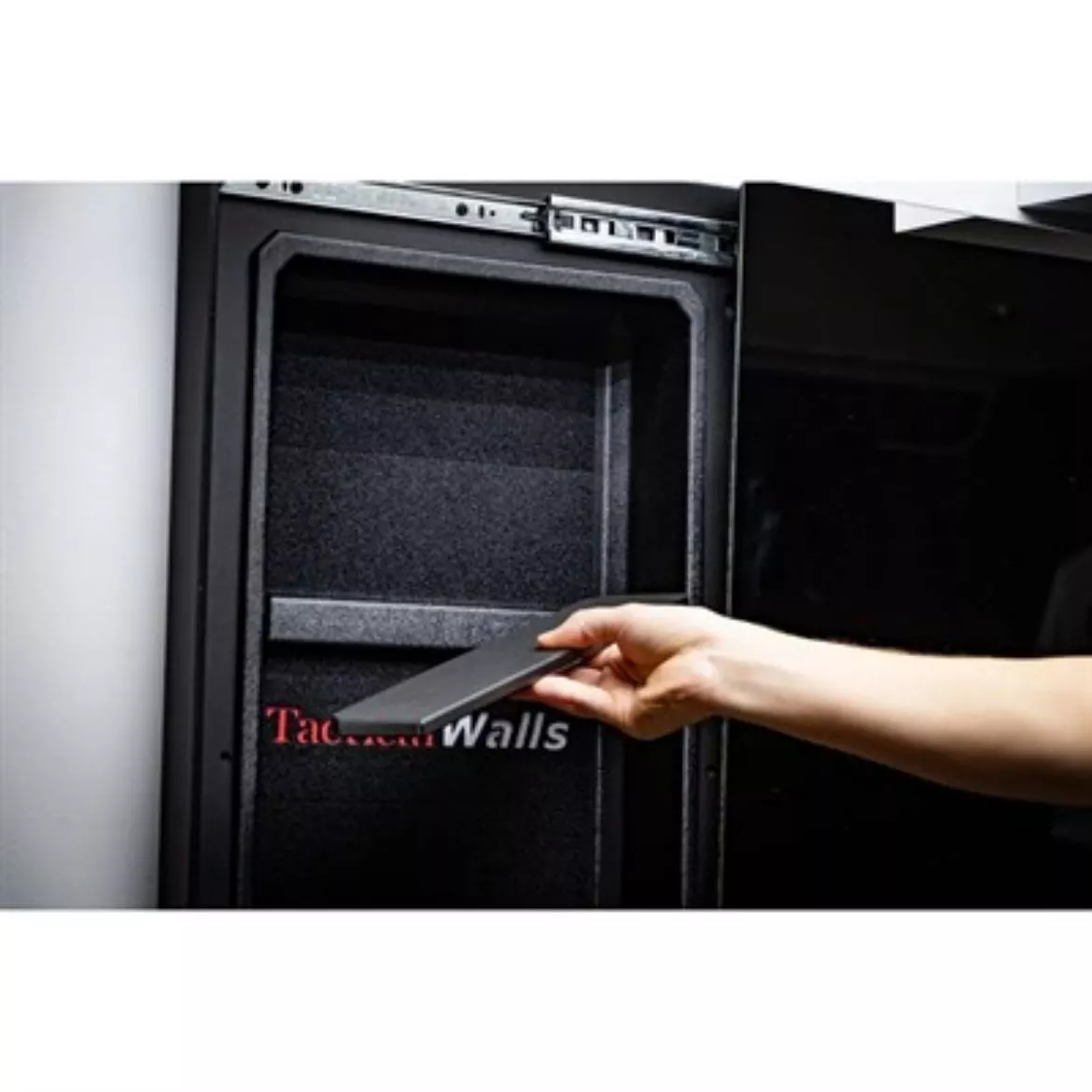 1420 WALL INSERT