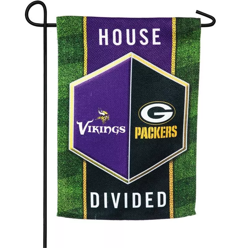 Packers - Vikings House-Divided Garden Flag