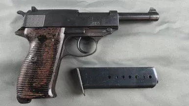 Walther P38 (FG205)